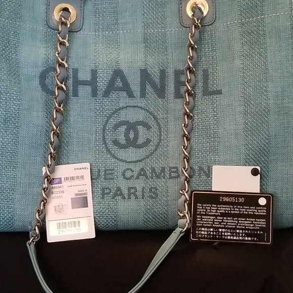 SOLD 💗 Chanel Deauville Large Teal - Picture 5 of 5